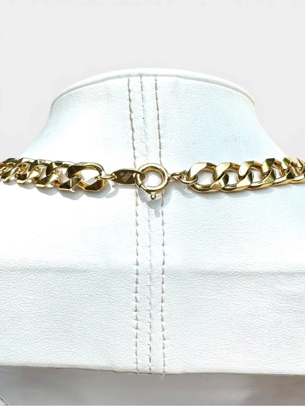TRIFARI Vintage Blue Enameled Gold-Tone Egyptian Revival Collar Necklace - Picture 8 of 9